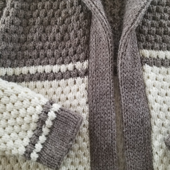 Handmade Chunky Crochet Neutral Cardigan Women's Medium - Picture 4 of 7